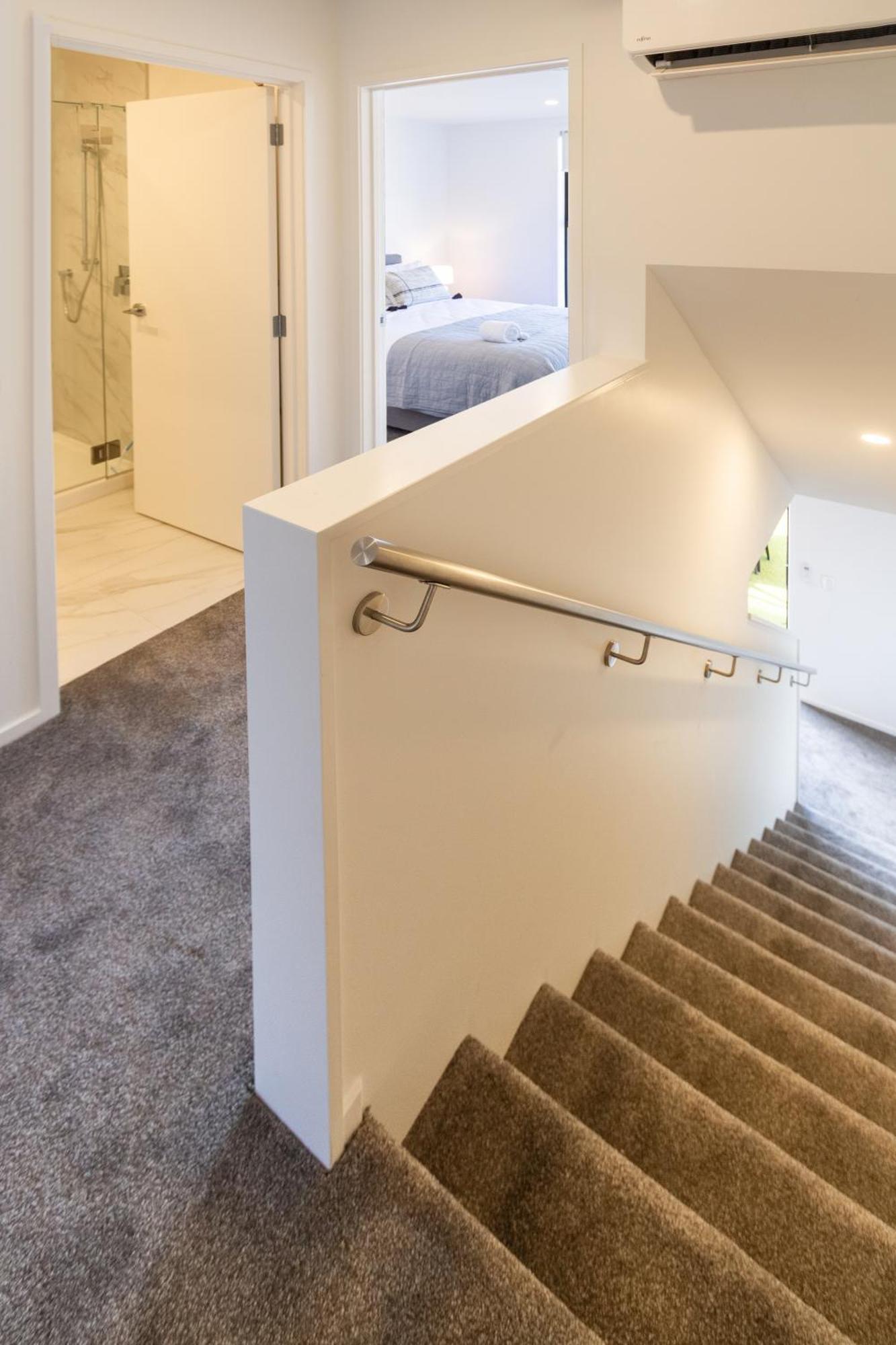 Chic 2-Bed Gem: Trust Arena Proximity - West Akl Appartement Auckland Buitenkant foto