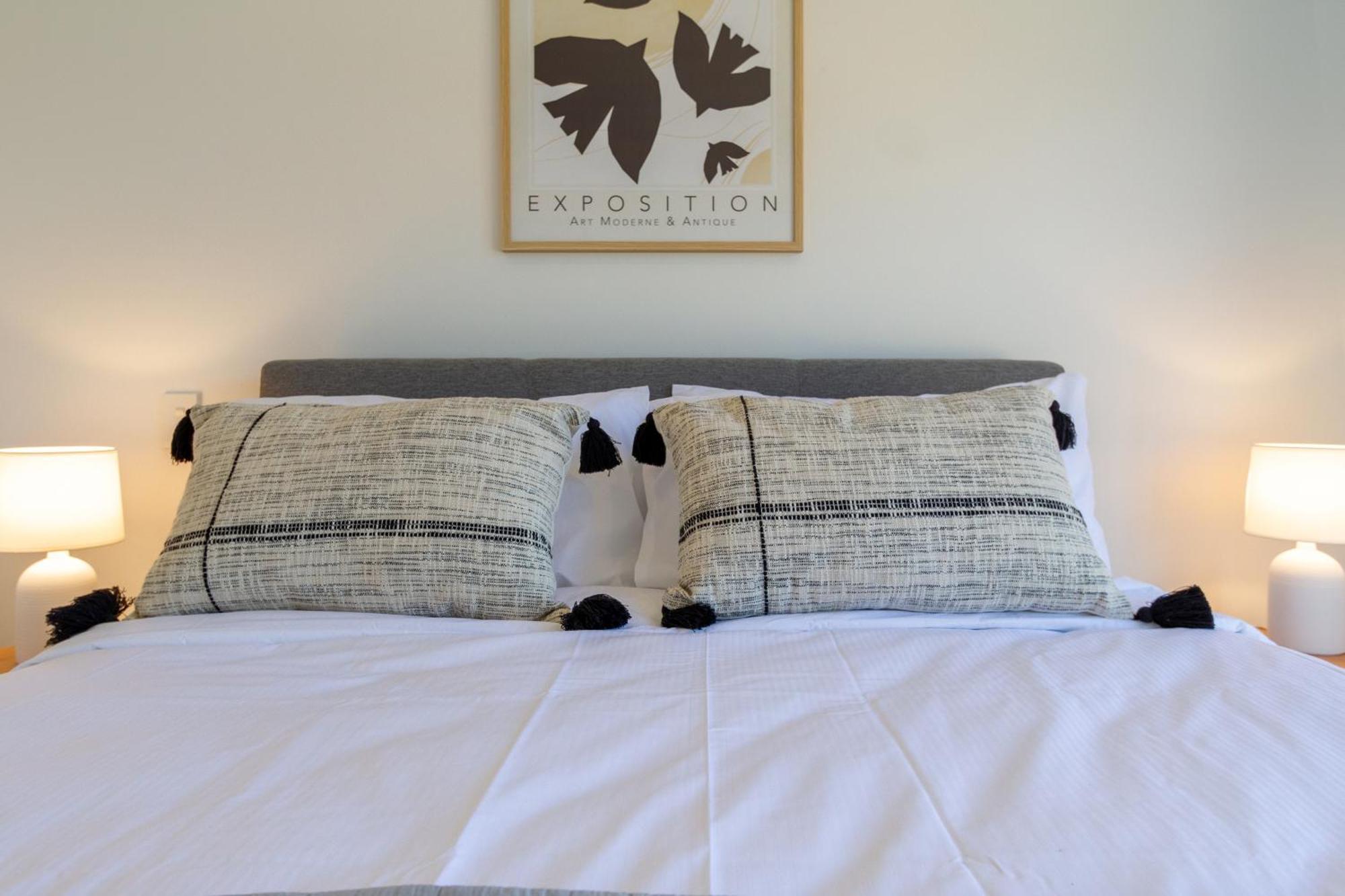 Chic 2-Bed Gem: Trust Arena Proximity - West Akl Appartement Auckland Buitenkant foto